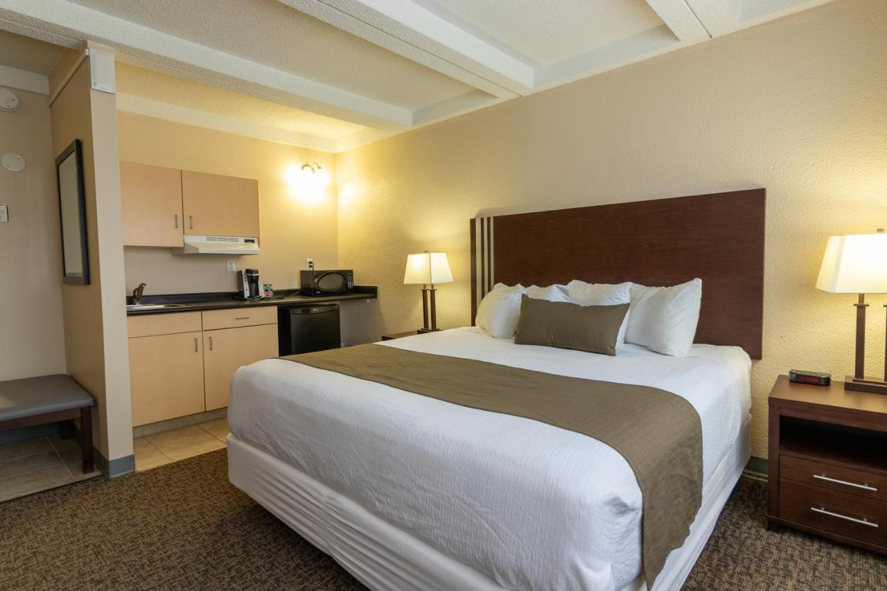 Bcm Mcmurray - Downtown Fort Mcmurray