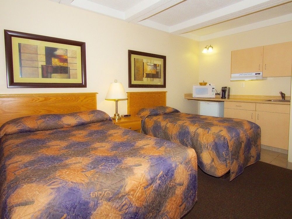 Bcm Mcmurray - Downtown Motel